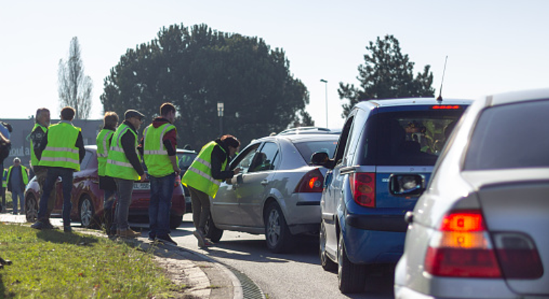 Gilets jaunes s'opposant à la loi carbone en 2018