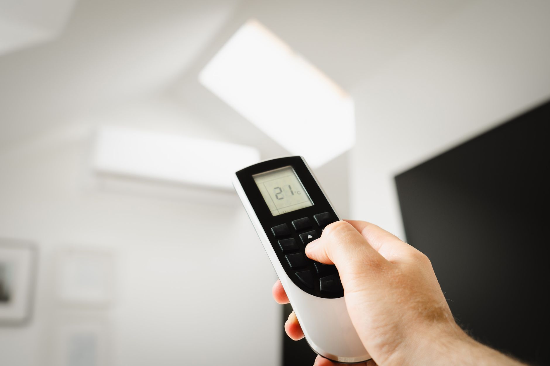 Climatiseur mobile dans un intérieur, illustration pour un avis Edenwood