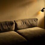 Nettoyage de tissu et canapé avec un appareil détacheur - photo Pexels