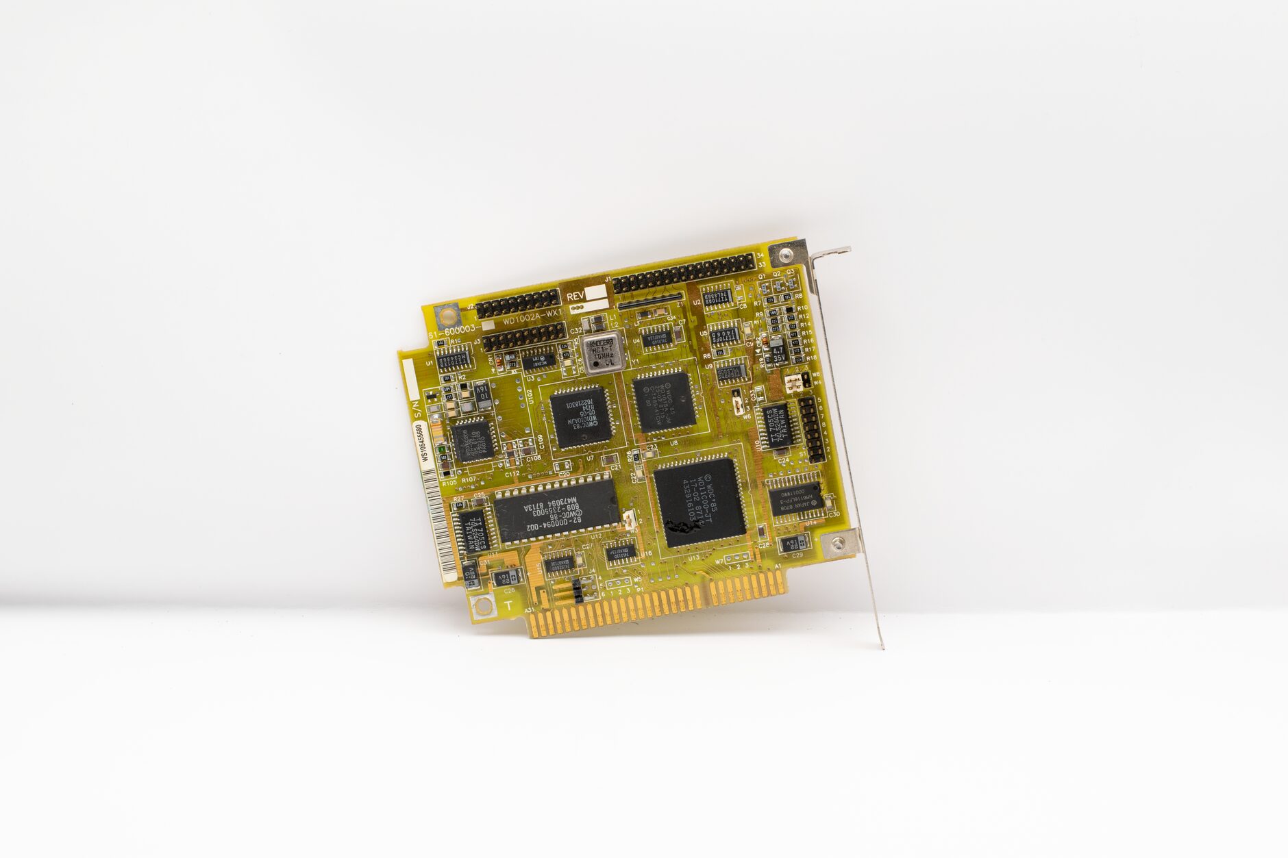 Illustration Nouveaux Consos — electronics
