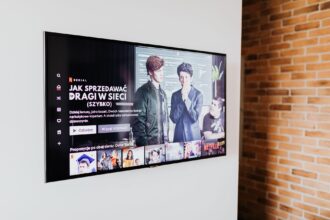 Illustration Nouveaux Consos — television