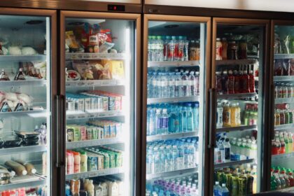 Illustration Nouveaux Consos — refrigerator