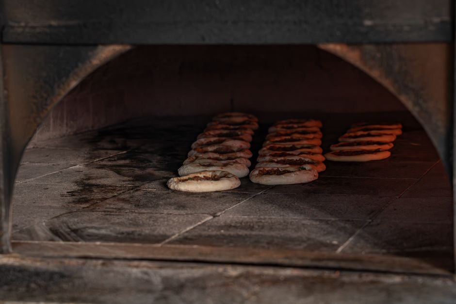 Porte de four et cuisine — illustration Pexels