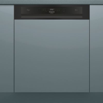 Hotpoint HBO3T141WB