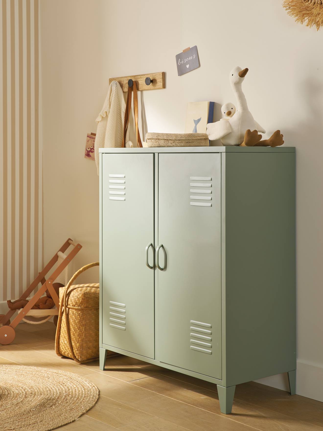 Armoire basse en métal, 2 portes vert