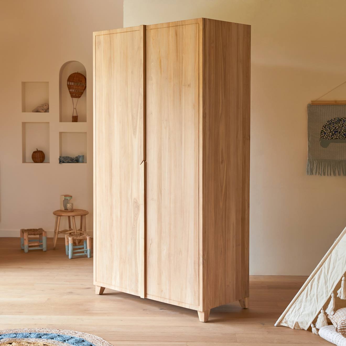 Armoire Enfant En Bois De Teck 190 Greta Naturel