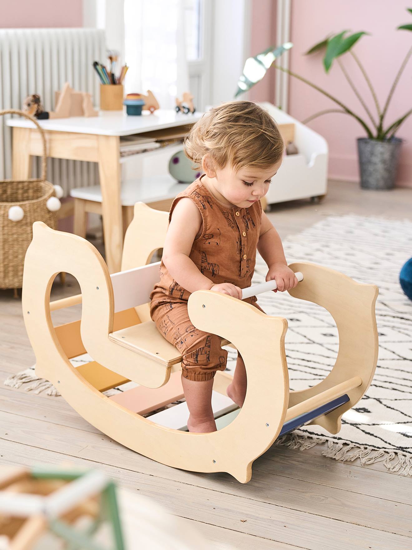 Bascule d'intérieur en bois FSC® beige moyen uni avec decor