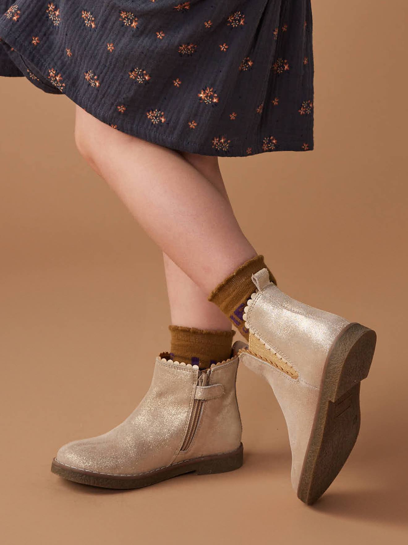 Boots enfant fille cuir élastiquées et zippées or