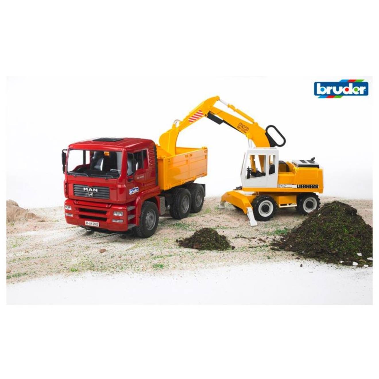 Camion À Benne Basculante Man Tga Avec Pelleteuse Liebherr Multicolore