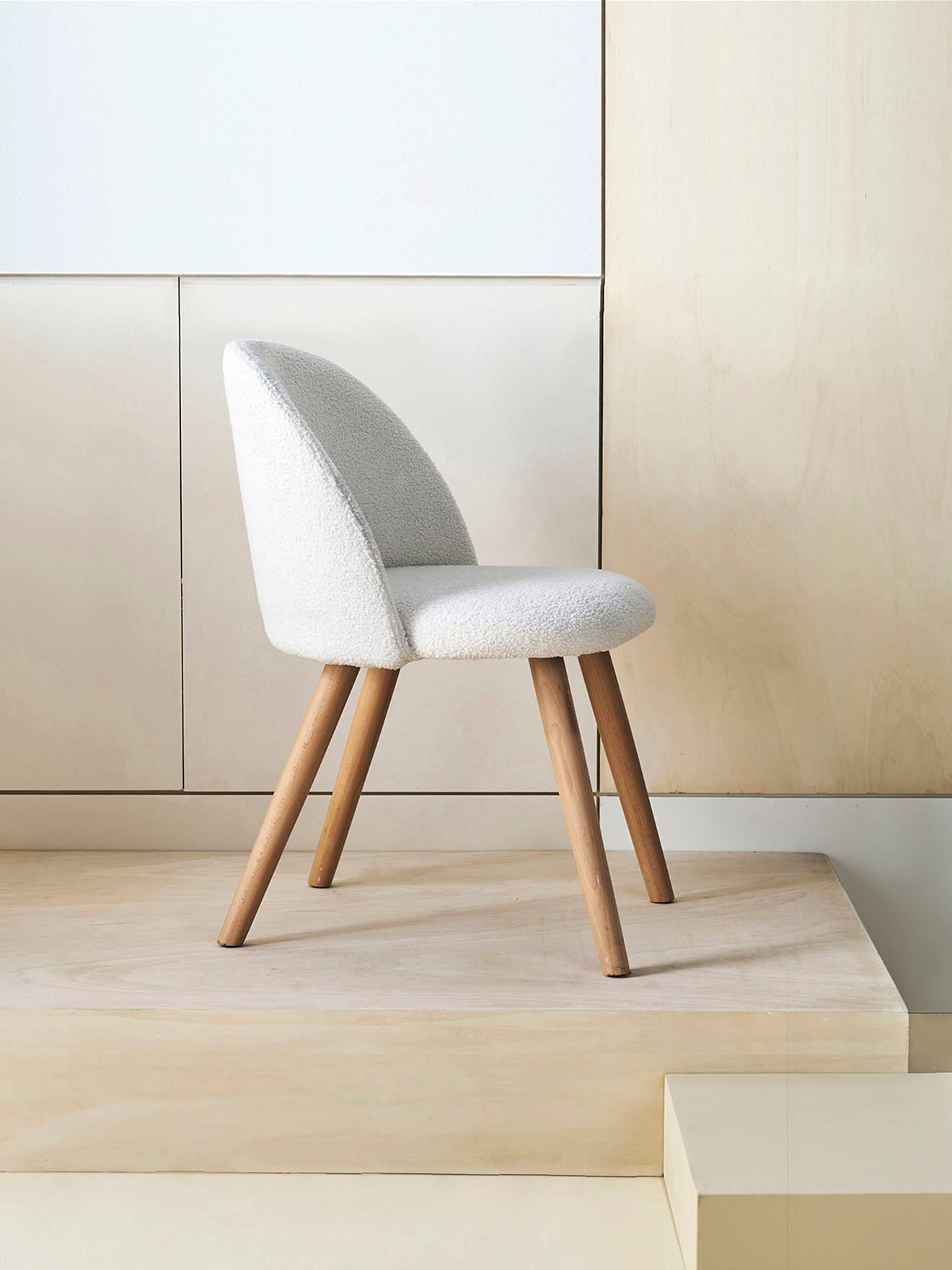Chaise fausse fourrure enfant ivoire