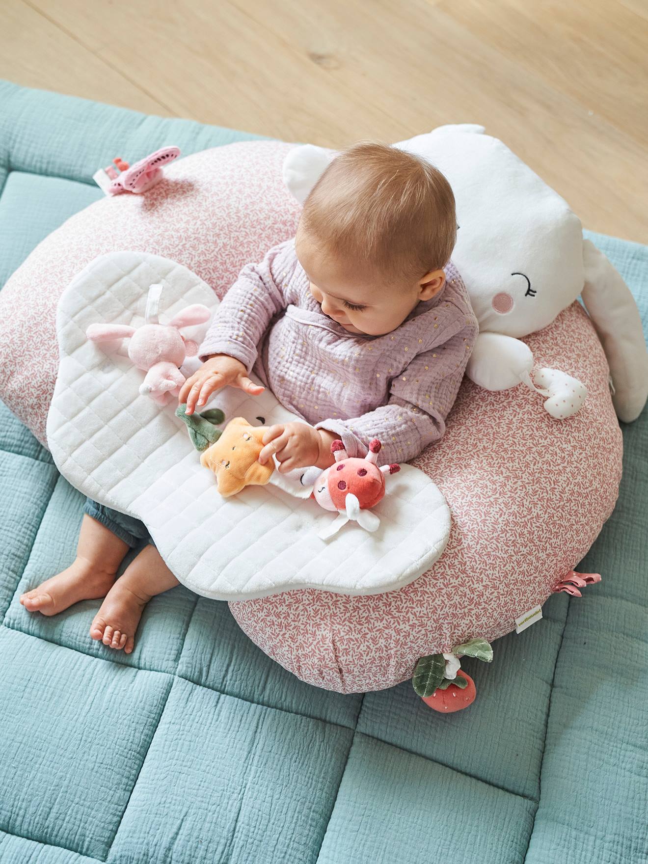 Coussin bébé des découvertes pays rose