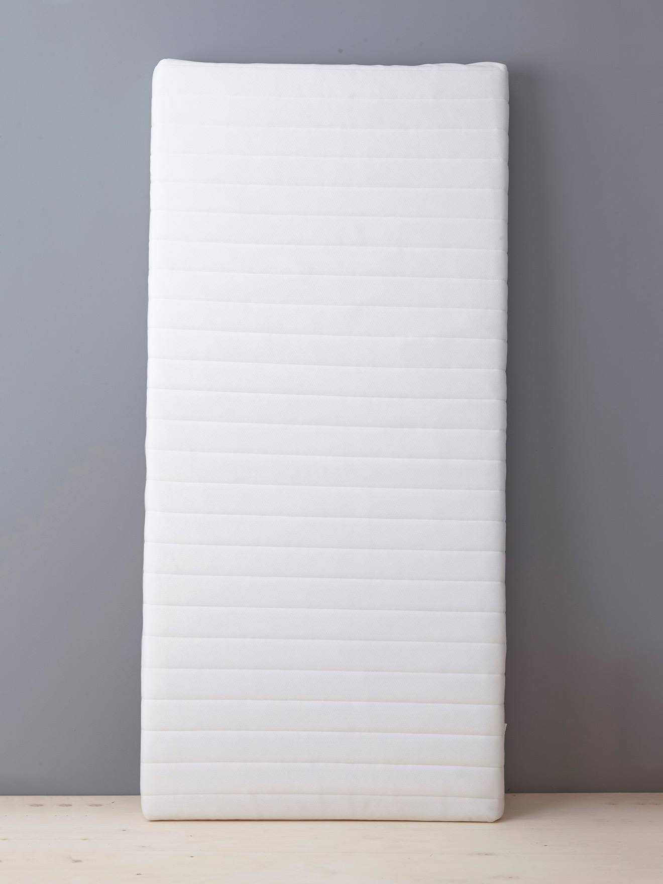 Matelas enfant entretien facile blanc