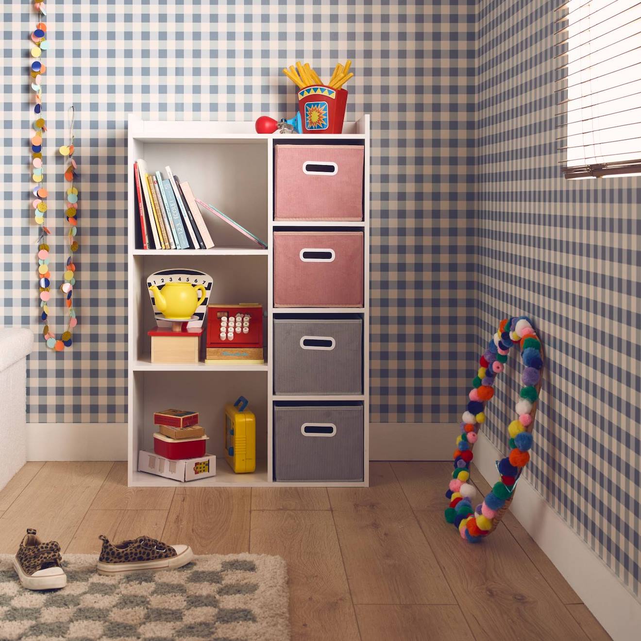 Meuble De Rangement Pour Enfant Pratique Avec 7 Compartiments Et 4 Paniers En Velours Rose