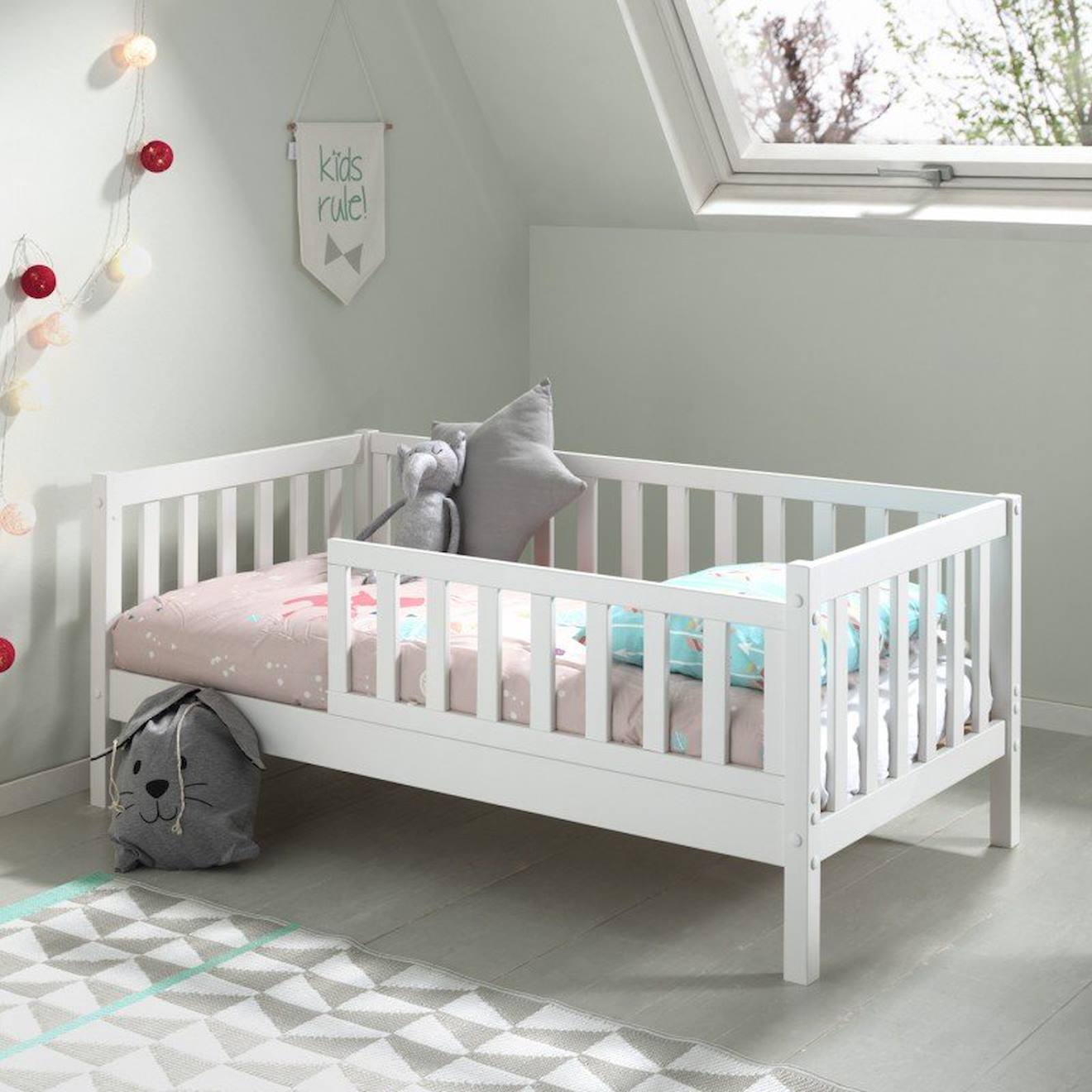 Petit Lit Enfant Avec Sommier En Pin Massif Suzon Blanc