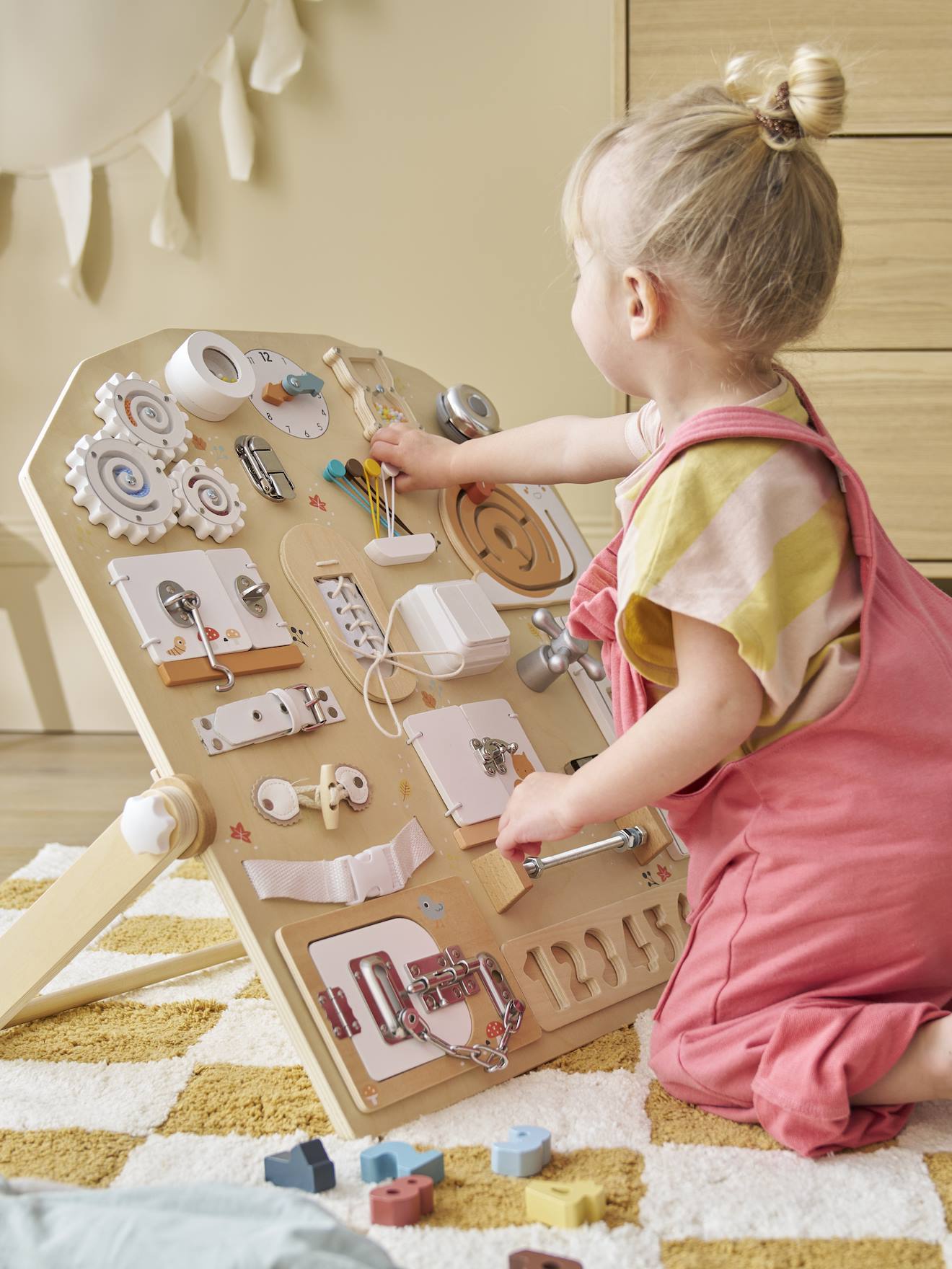 Planche d'apprentissage multi activités en bois FSC bois
