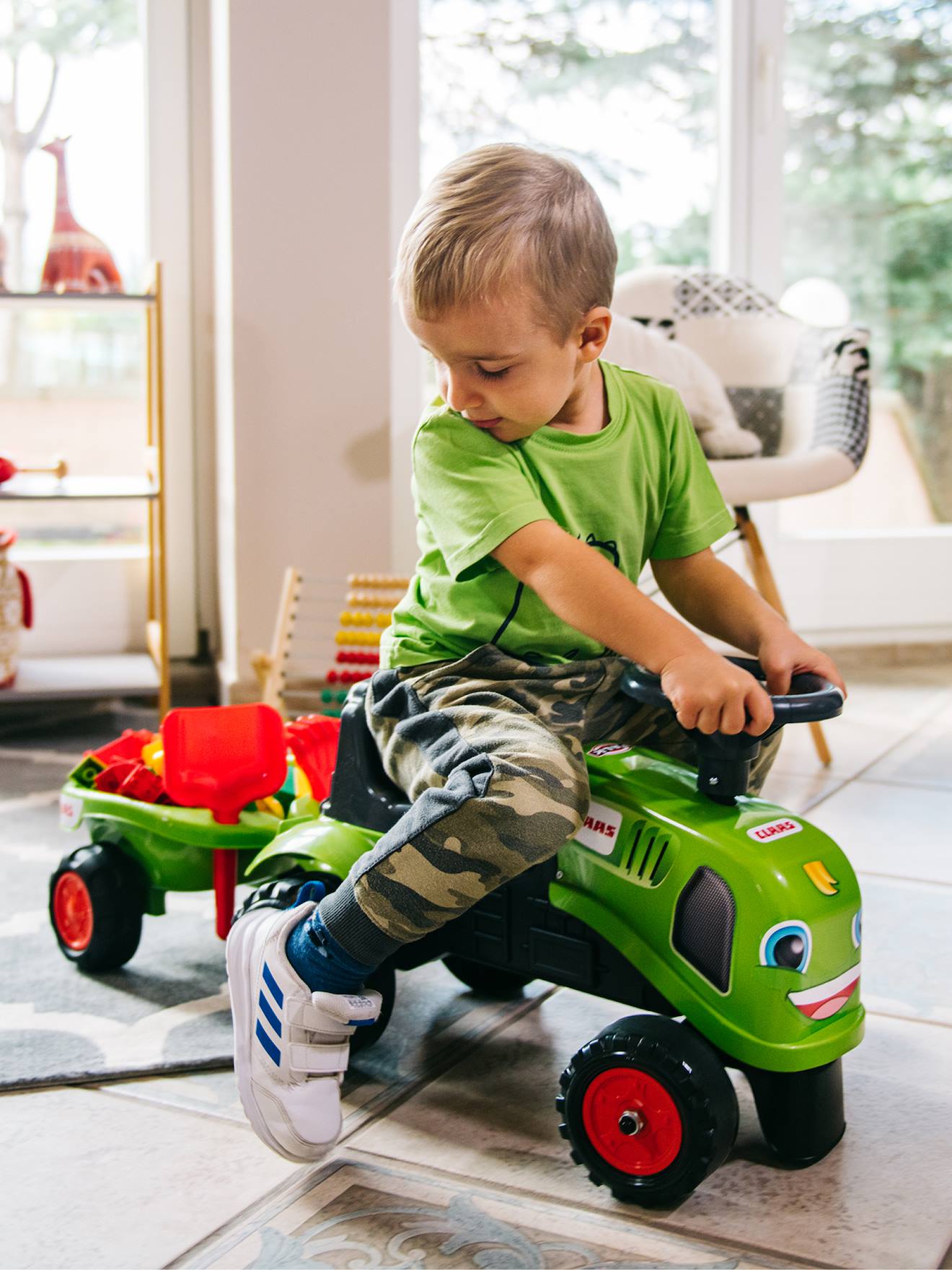Porteur Tracteur Avec Remorque Vert Claas