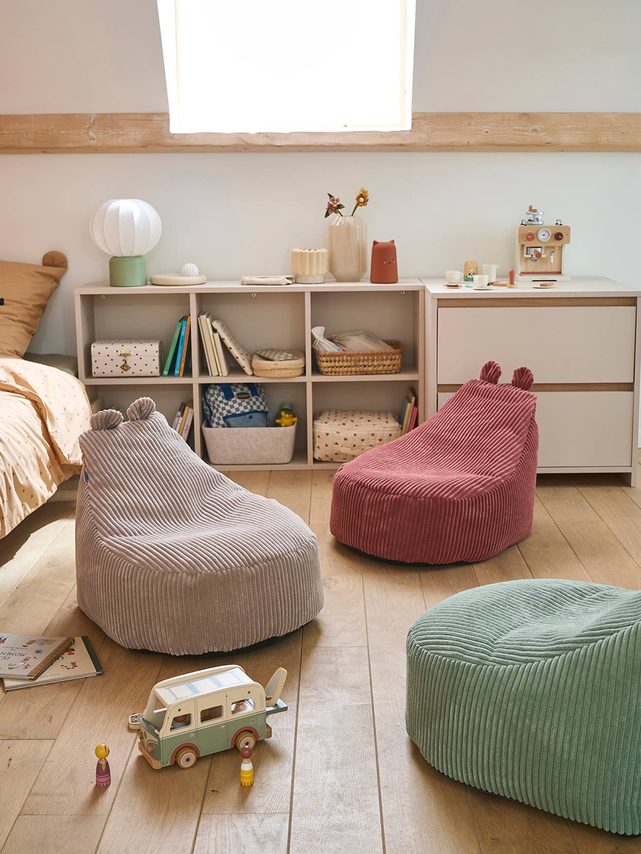 Pouf enfant en velours côtelé Ourson beige