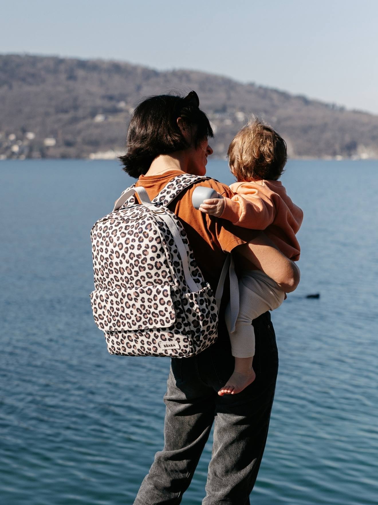 Sac à dos à langer Tokyo beige imprimé