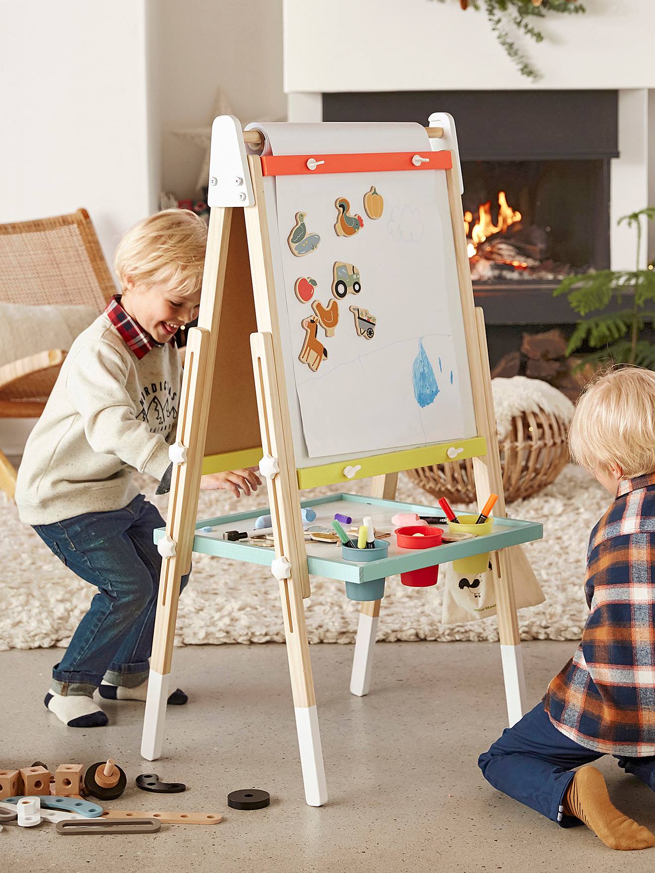 Tableau pliable et réglable en hauteur 3 en 1 en bois FSC multicolore